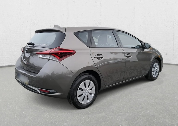 Toyota Auris cena 47900 przebieg: 200000, rok produkcji 2016 z Kołaczyce małe 191